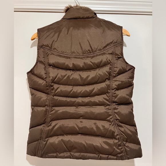 EDDIE BAUER Brown Quilted Puffer Down Vest with Faux Fur Collar Women’s Sz Small - Picture 2 of 6